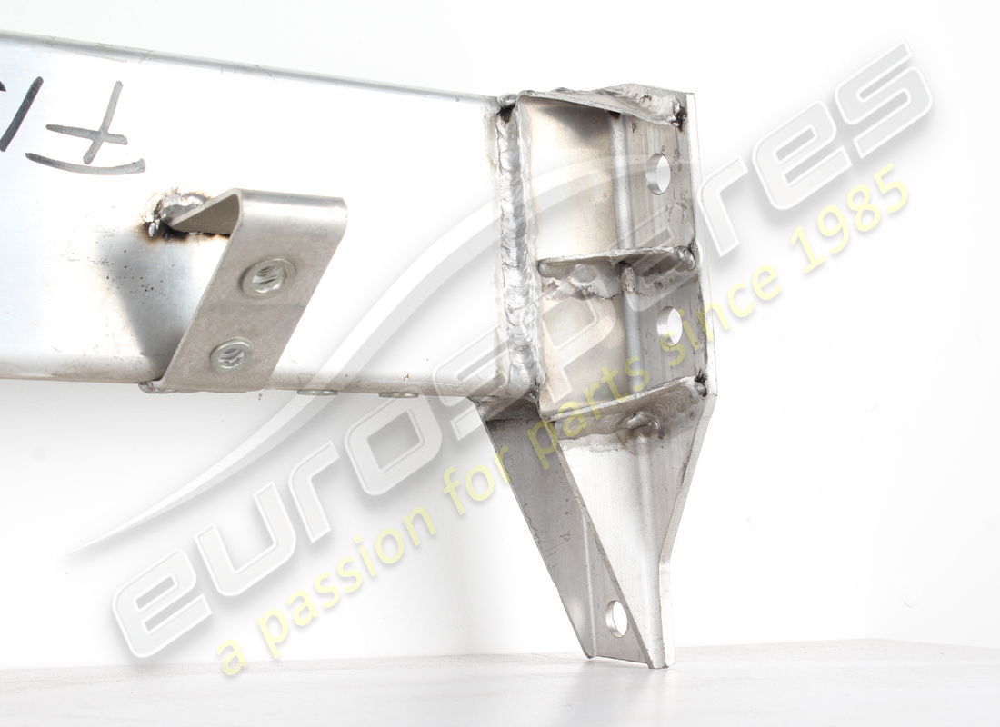 NEW FERRARI REMOVABLE CROSS-MEMBER. PART NUMBER 280474 (3) new ferrari removable cross-member. part number 280474 (3)