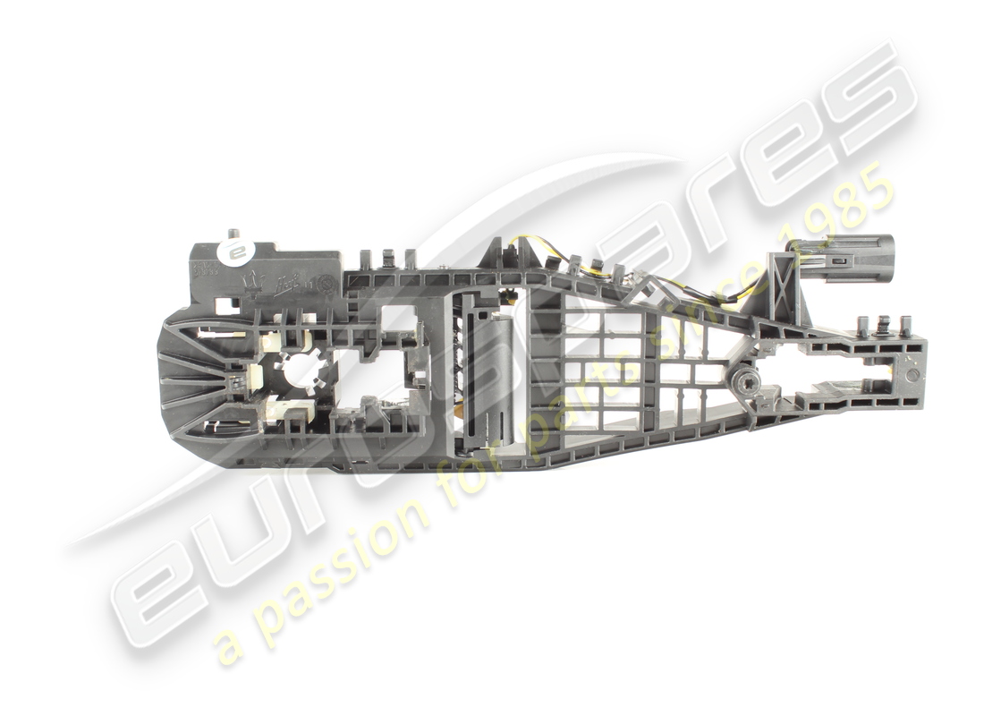 USED MASERATI REAR LH OUTER HANDLE RETAINI. PART NUMBER 670107989 (2) used maserati rear lh outer handle retaini. part number 670107989 (2)