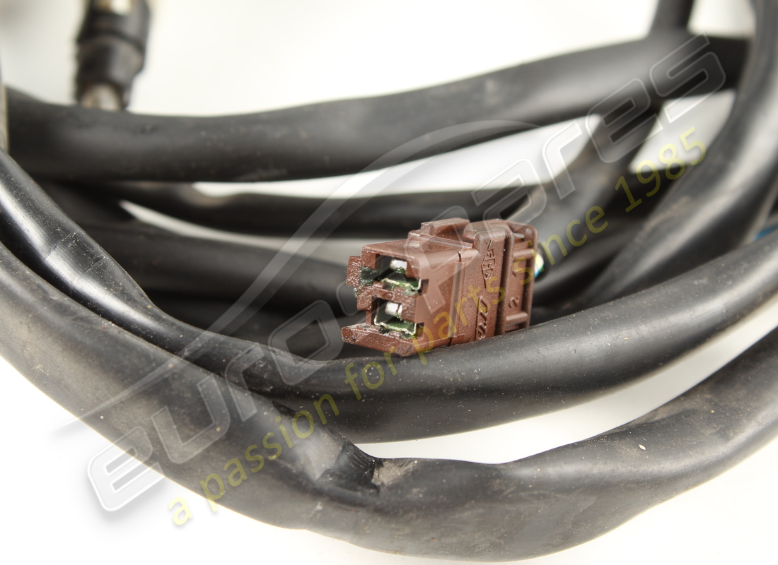 USED FERRARI PASSENGER DOOR CABLES LHD PART NUMBER 131481 (4) used ferrari passenger door cables lhd part number 131481 (4)