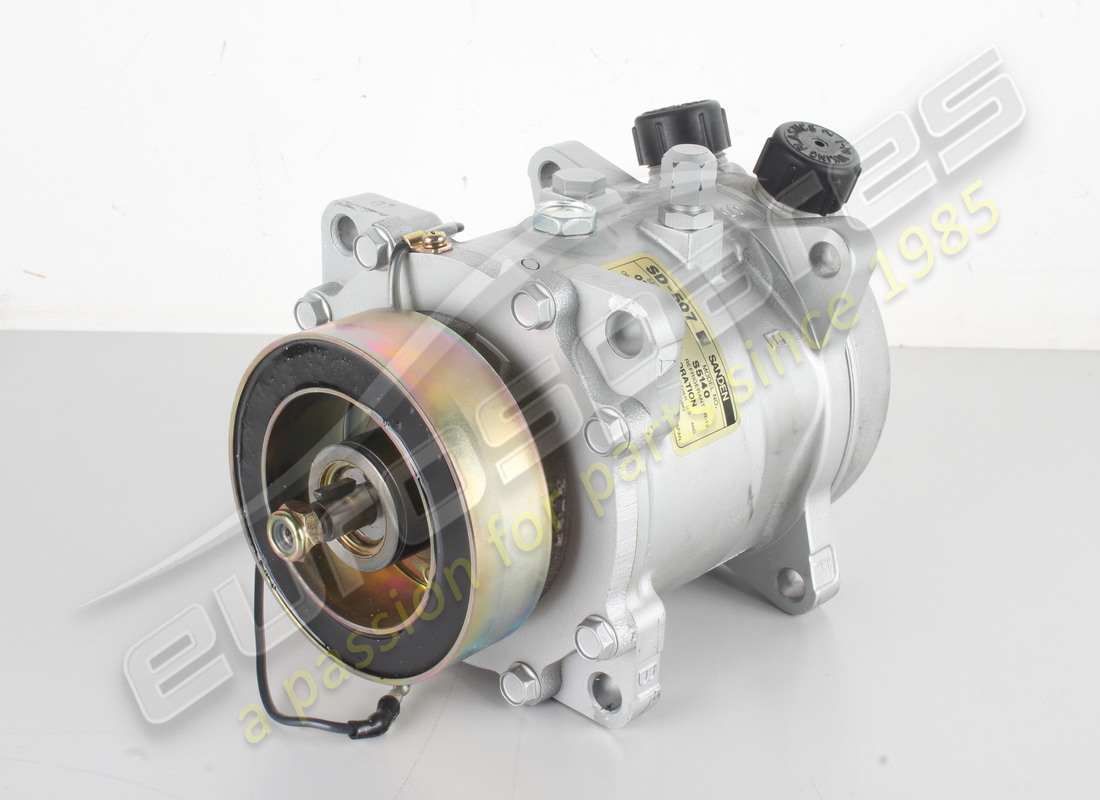 NEW (OTHER) OE AIR CONDITIONING COMPRESSOR . PART NUMBER 121966 (1)