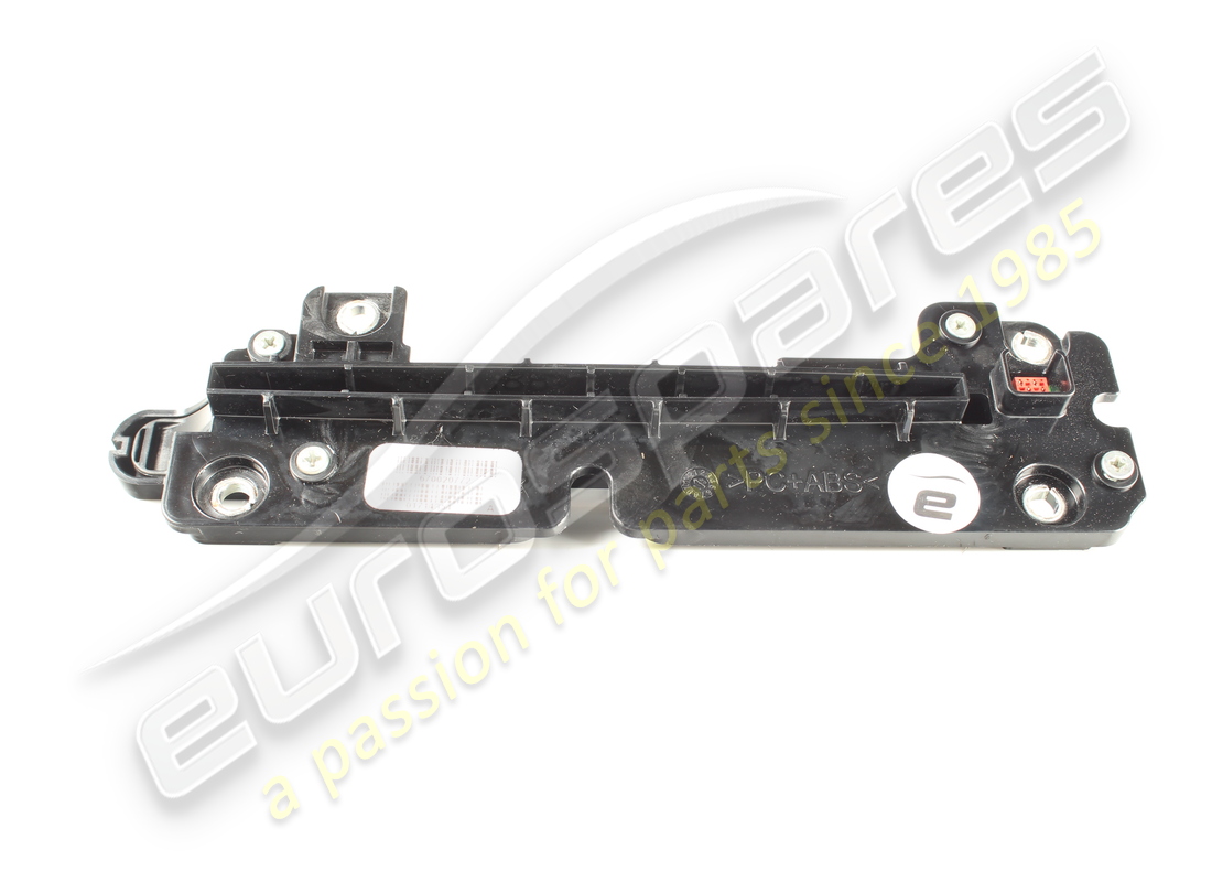 USED Maserati EJECT CTR BOTTON . PART NUMBER 670020772 (1)