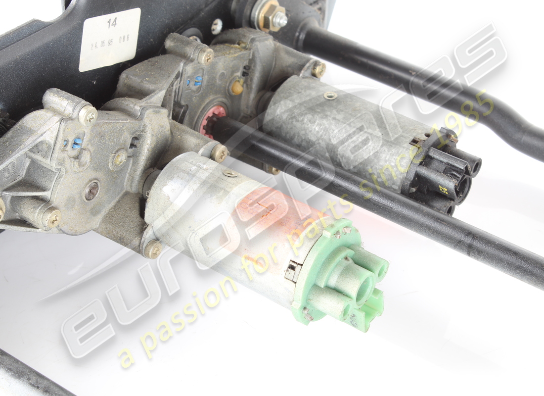 USED MASERATI SEAT MOVEMENT UNIT (STD) 469. PART NUMBER 376900009 (4) used maserati seat movement unit (std) 469. part number 376900009 (4)