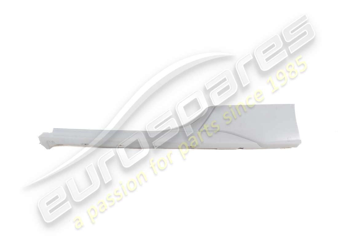 new ferrari rivest. sottoporta sx. semil. part number 985743865 (1)