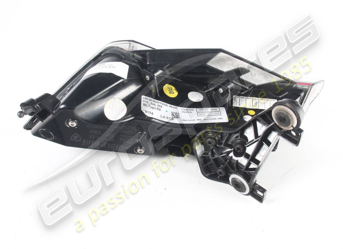 USED LAMBORGHINI REAR LIGHT COMBINATION. PART NUMBER 4ML945069 (2) used lamborghini rear light combination. part number 4ml945069 (2)