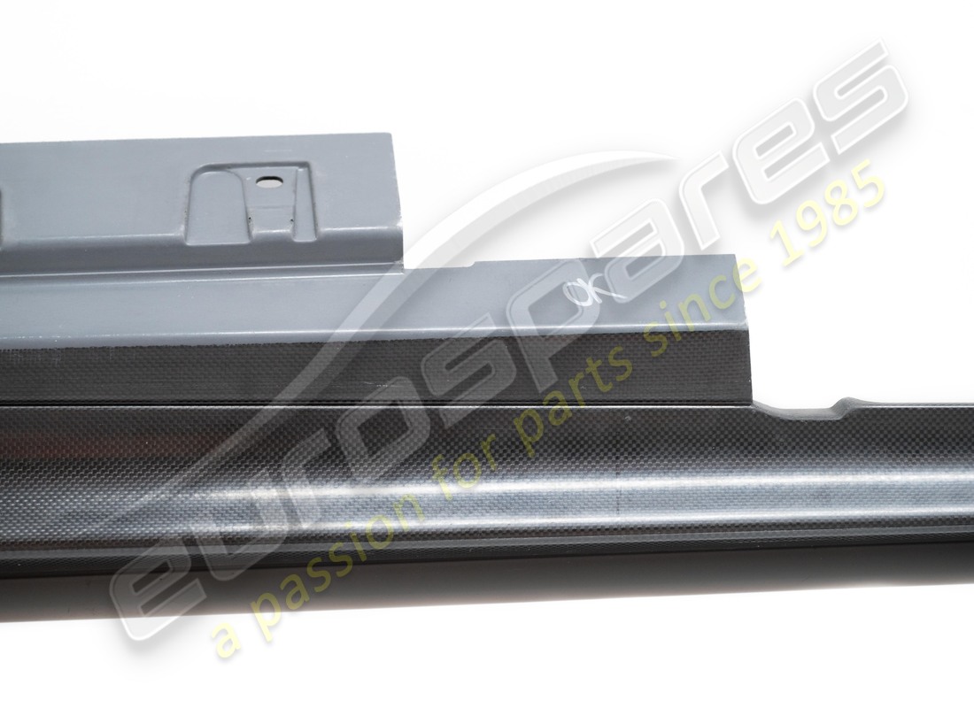 NEW FERRARI COMPLETE RH OUTER SILL COVER. PART NUMBER 985872206 (2) new ferrari complete rh outer sill cover. part number 985872206 (2)