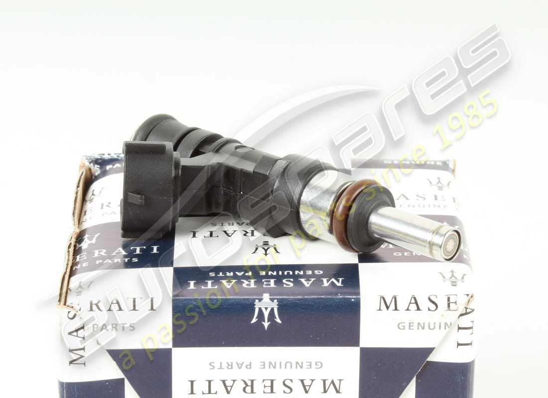 NEW MASERATI INJECTOR ASSEMBLY. PART NUMBER 670052434 (5) new maserati injector assembly. part number 670052434 (5)