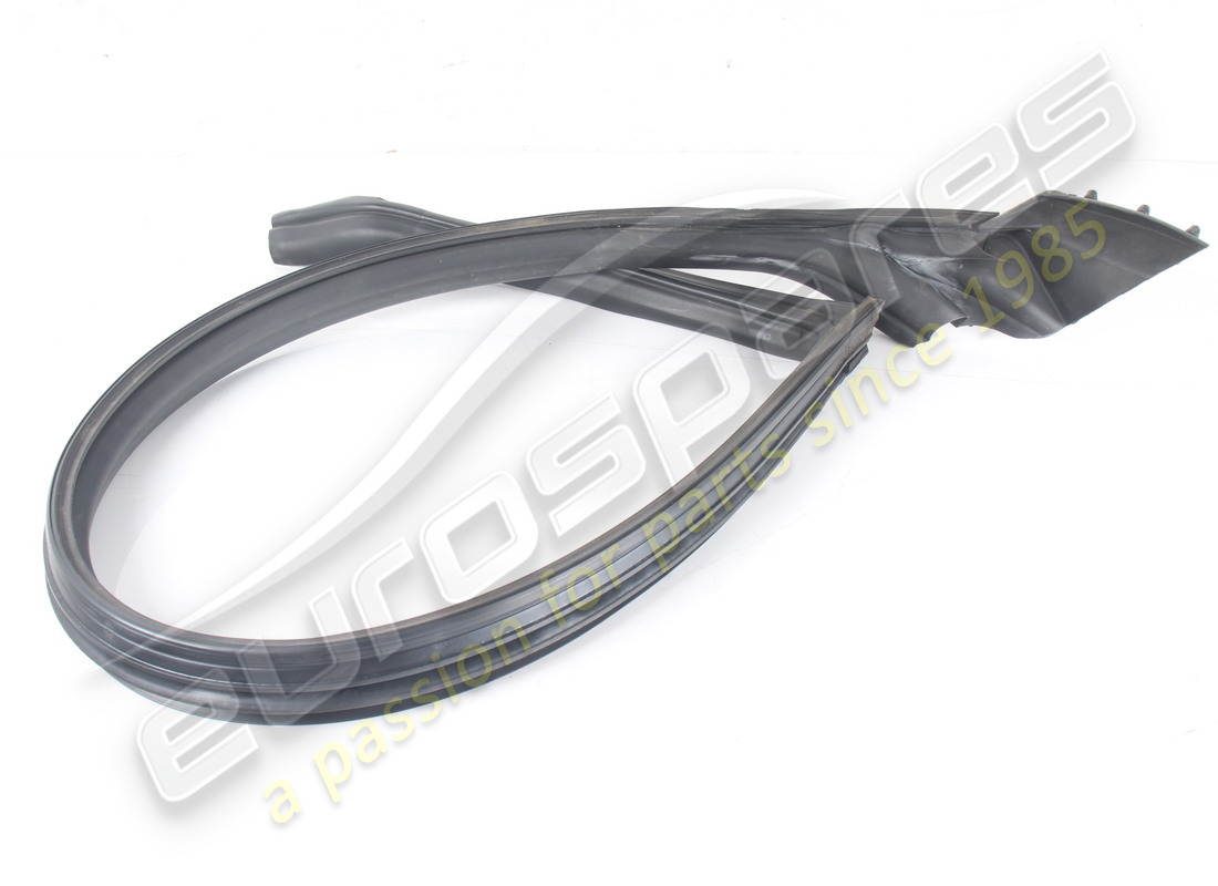 USED Ferrari COMPLETE RH DOOR PERIMETER SEA . PART NUMBER 86872100 (1)