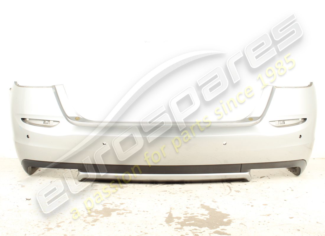 USED Maserati REAR BUMPERS AND REAR AERODY . PART NUMBER 673004368 (1)