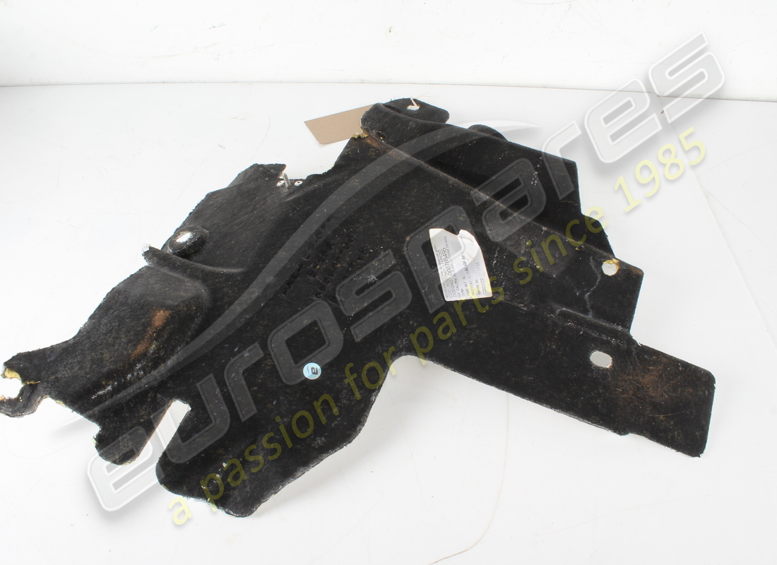 DAMAGED FERRARI UPPER RH MANIFOLD HEAT SHIEL. PART NUMBER 785495 (3) damaged ferrari upper rh manifold heat shiel. part number 785495 (3)