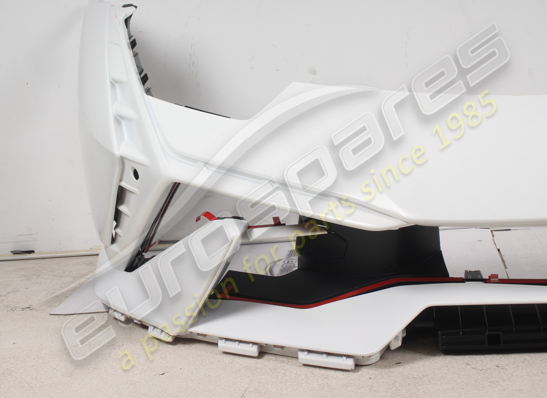 NEW LAMBORGHINI BUMPER. PART NUMBER 4T0807103AEGRU (2) new lamborghini bumper. part number 4t0807103aegru (2)