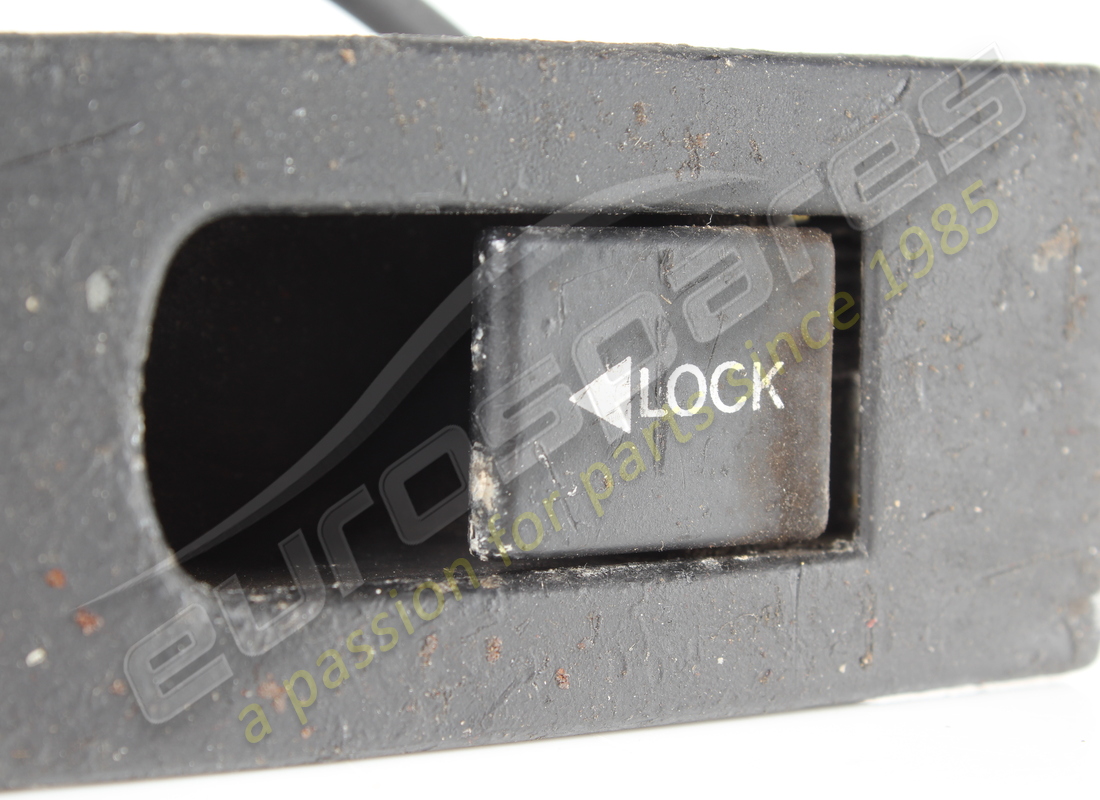 USED FERRARI RH INNER HANDLE FOR DOOR OP. PART NUMBER 66217600 (2) used ferrari rh inner handle for door op. part number 66217600 (2)