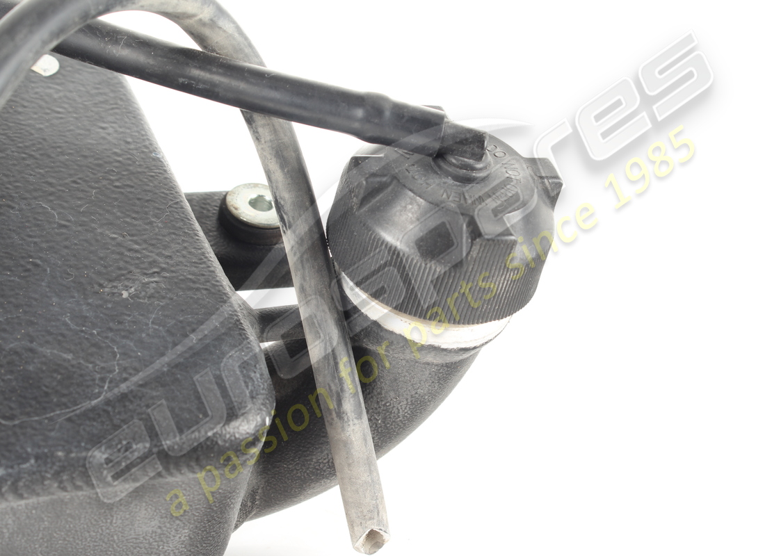 USED FERRARI COMPLETE HEADER TANK. PART NUMBER 266733 (6) used ferrari complete header tank. part number 266733 (6)