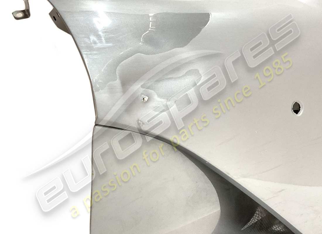 DAMAGED FERRARI COMPLETE RH FRONT FENDER. PART NUMBER 88189611 (3) damaged ferrari complete rh front fender. part number 88189611 (3)