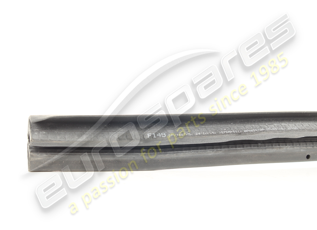 USED FERRARI LOWER DOOR PERIMETER SEAL. PART NUMBER 84036700 (4) used ferrari lower door perimeter seal. part number 84036700 (4)