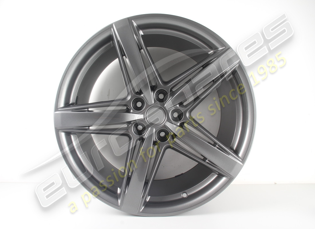 NEW FERRARI REAR WHEEL. PART NUMBER 283187 (1) new ferrari rear wheel. part number 283187 (1)