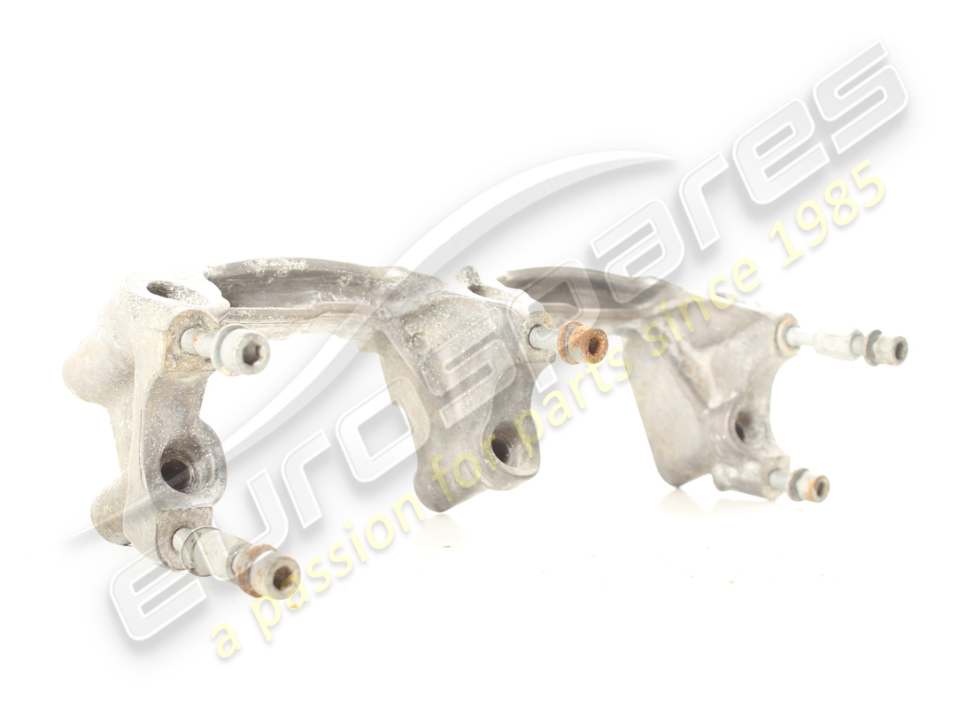 USED FERRARI INJECTORS PIPE SUPPORT. PART NUMBER 239946 (2) used ferrari injectors pipe support. part number 239946 (2)