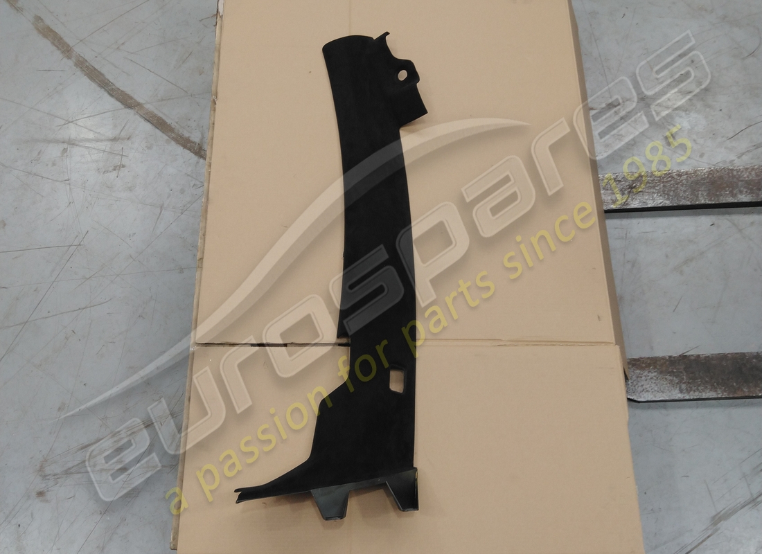 USED Lamborghini TRIM PANEL,PILLAR . PART NUMBER 476867352B (1)
