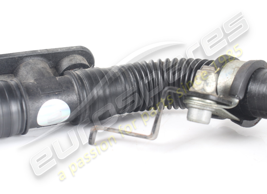 used ferrari secondary air system pipe. part number 323279 (3)