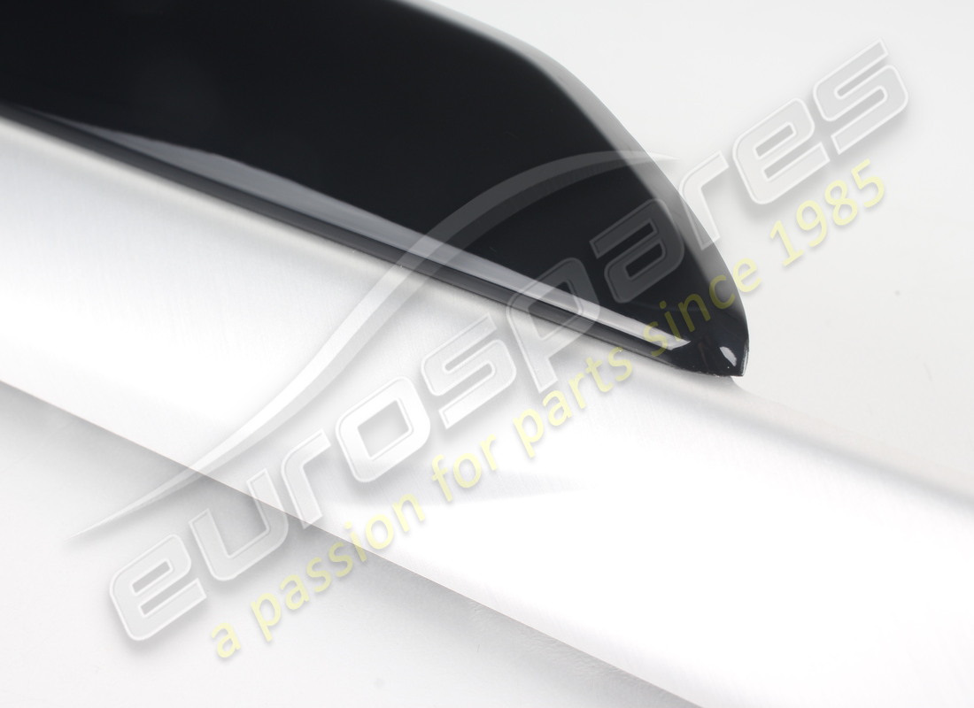 new lamborghini carrier wood piano black. part number 4ml867224ag (2)