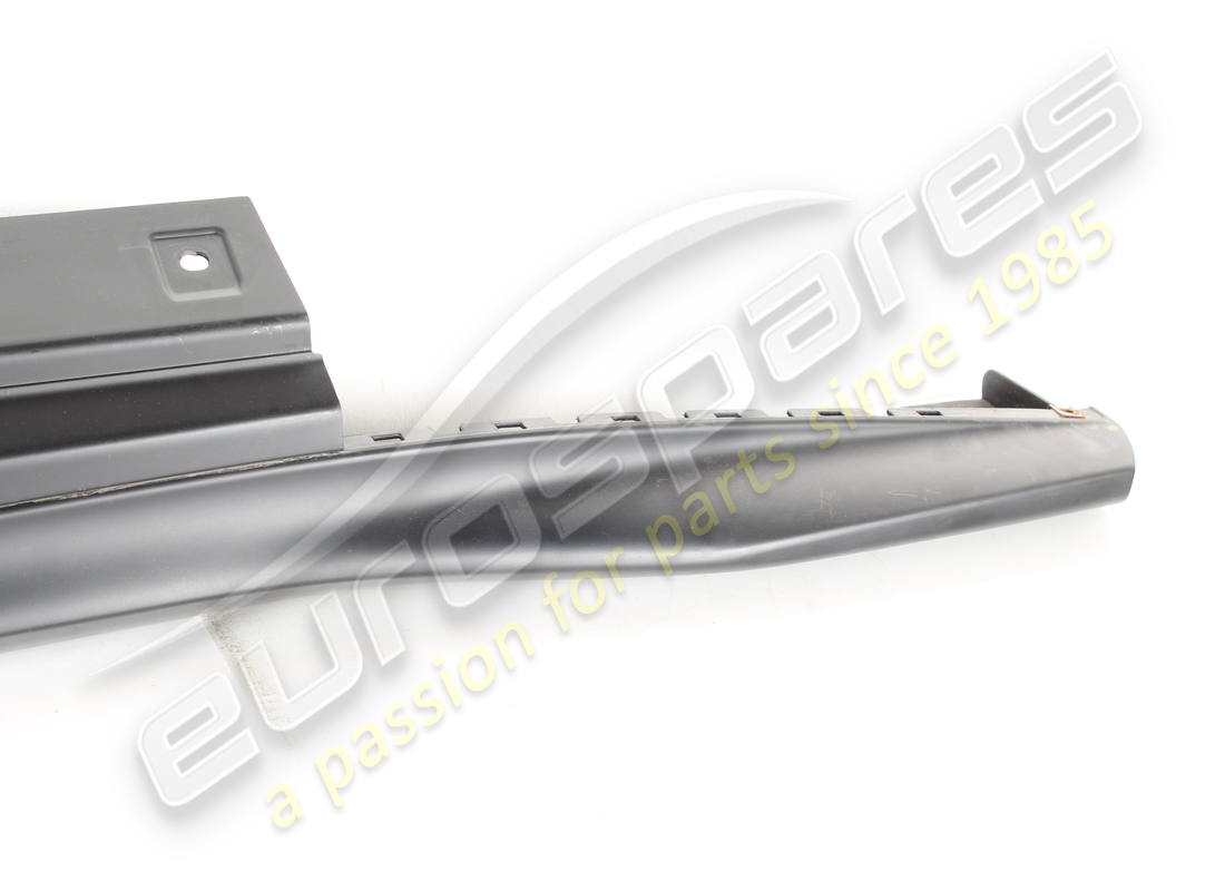 used ferrari complete lh outer sill cover. part number 88068510 (4)