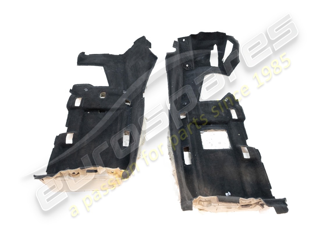 used ferrari complete mats set in black. part number 83331950 (1)