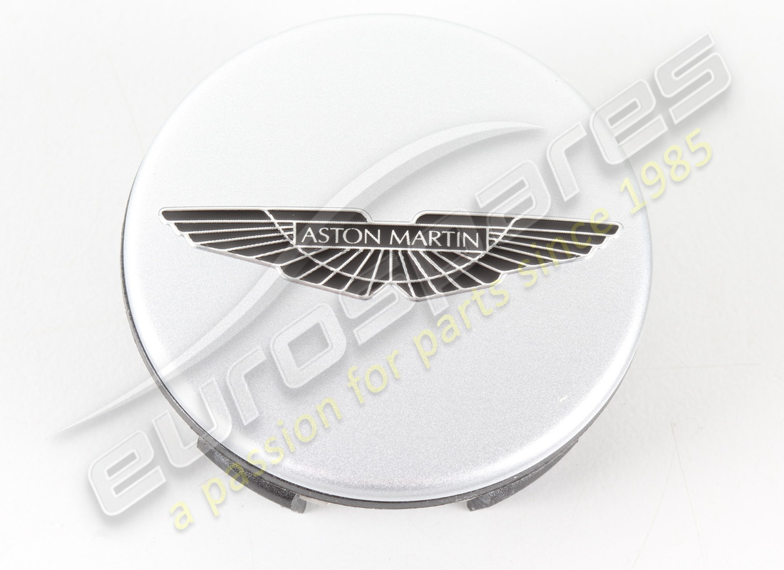 NEW ASTON MARTIN WHEEL BADGE-SILVER. PART NUMBER AY2Y1A096AA (1) new aston martin wheel badge-silver. part number ay2y1a096aa (1)