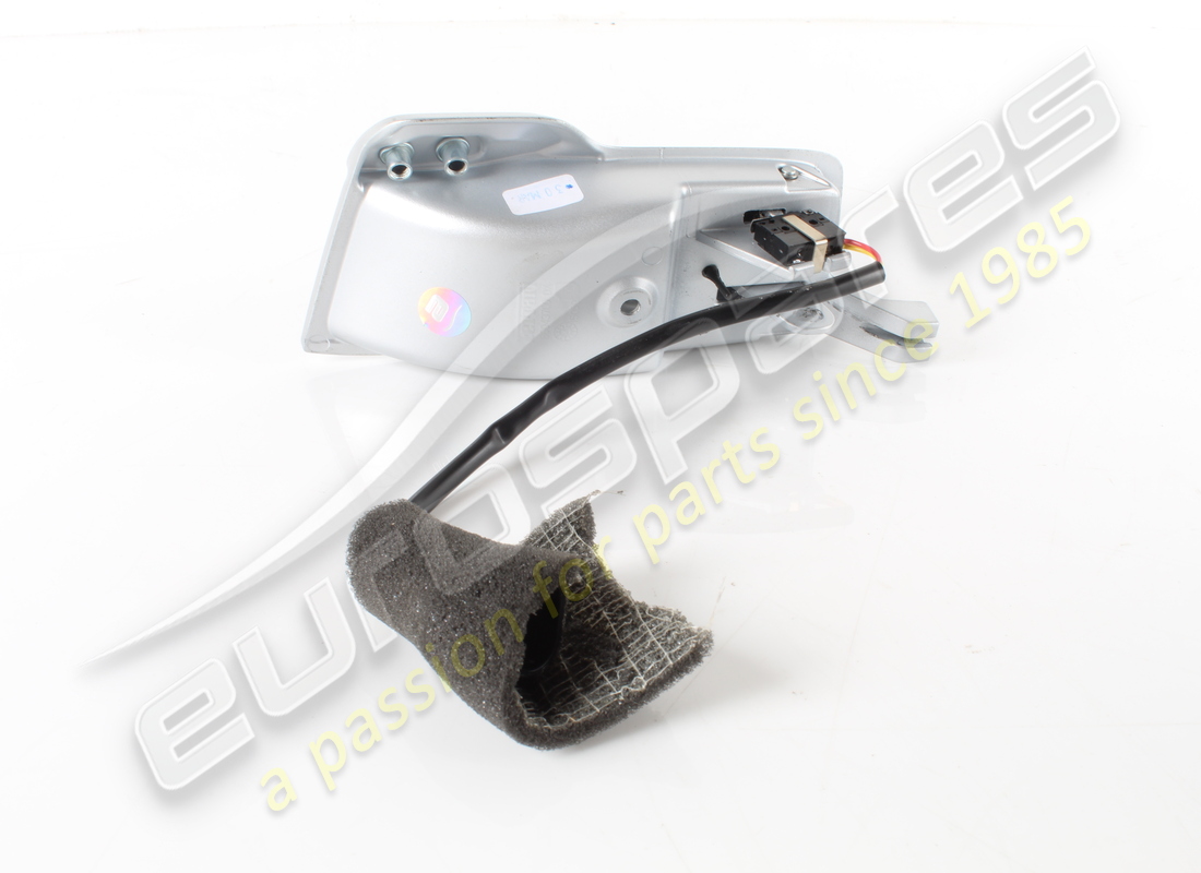 USED FERRARI RH DOOR RELEASE LEVER RECESS. PART NUMBER 86461300 (2) used ferrari rh door release lever recess. part number 86461300 (2)