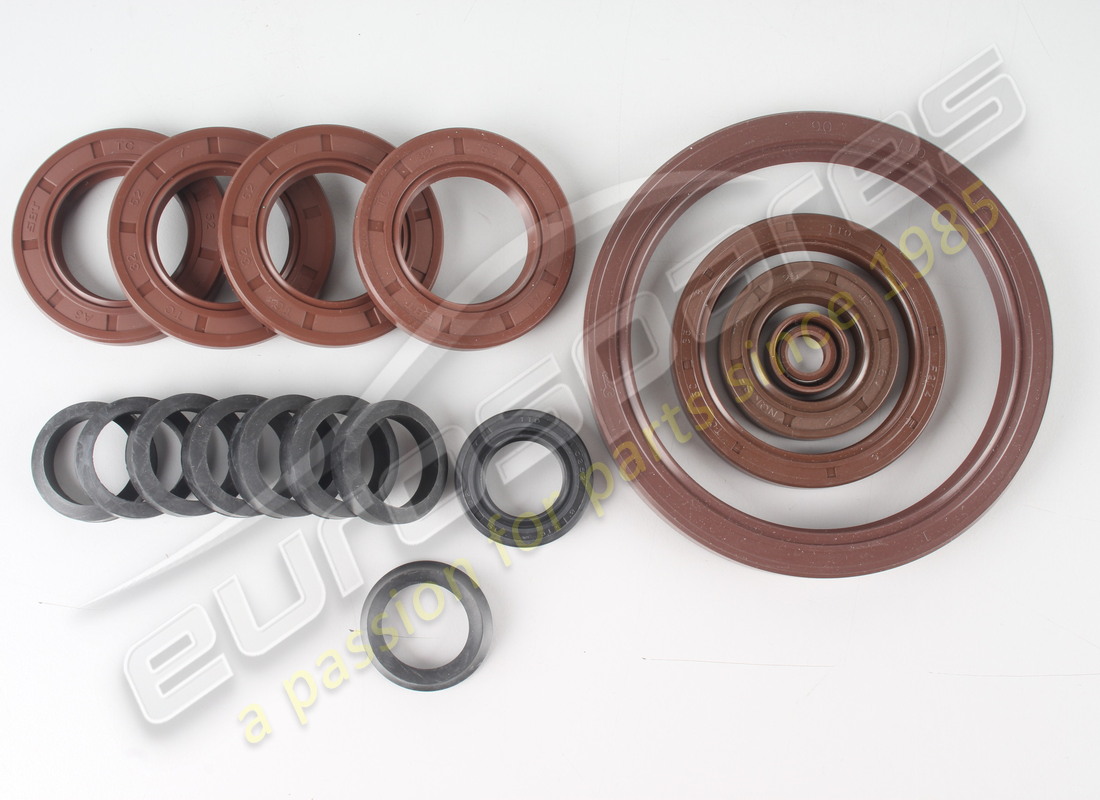 NEW EUROSPARES GROMMET & OIL SEALS SET. PART NUMBER 001526472 (1) new eurospares grommet & oil seals set. part number 001526472 (1)
