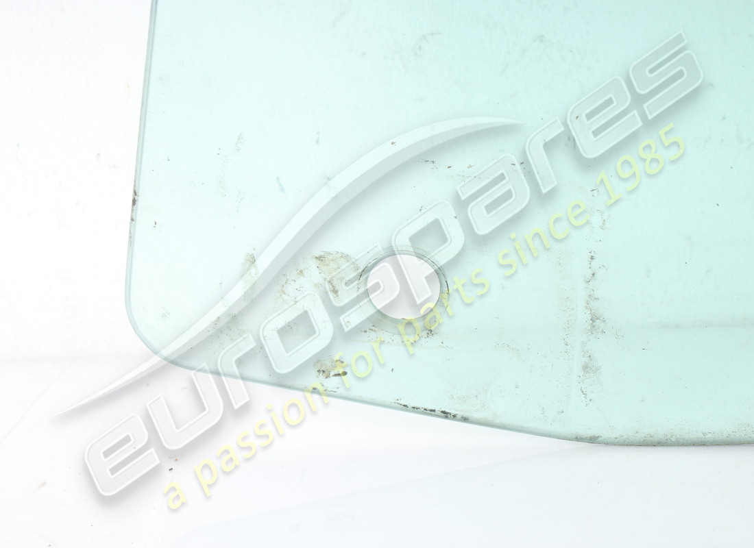 USED MASERATI LH DOOR GLASS M33. PART NUMBER 387700305 (3) used maserati lh door glass m33. part number 387700305 (3)