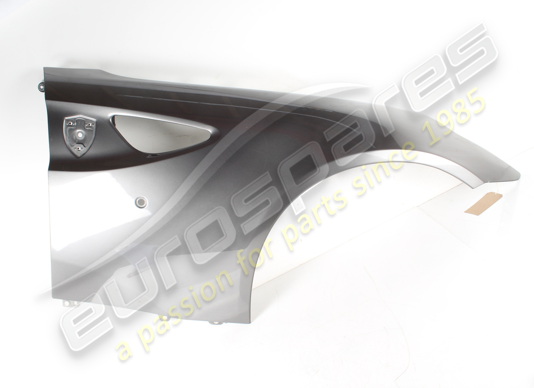 USED Ferrari COMPLETE RH FRONT FENDER . PART NUMBER 83277011 (1)