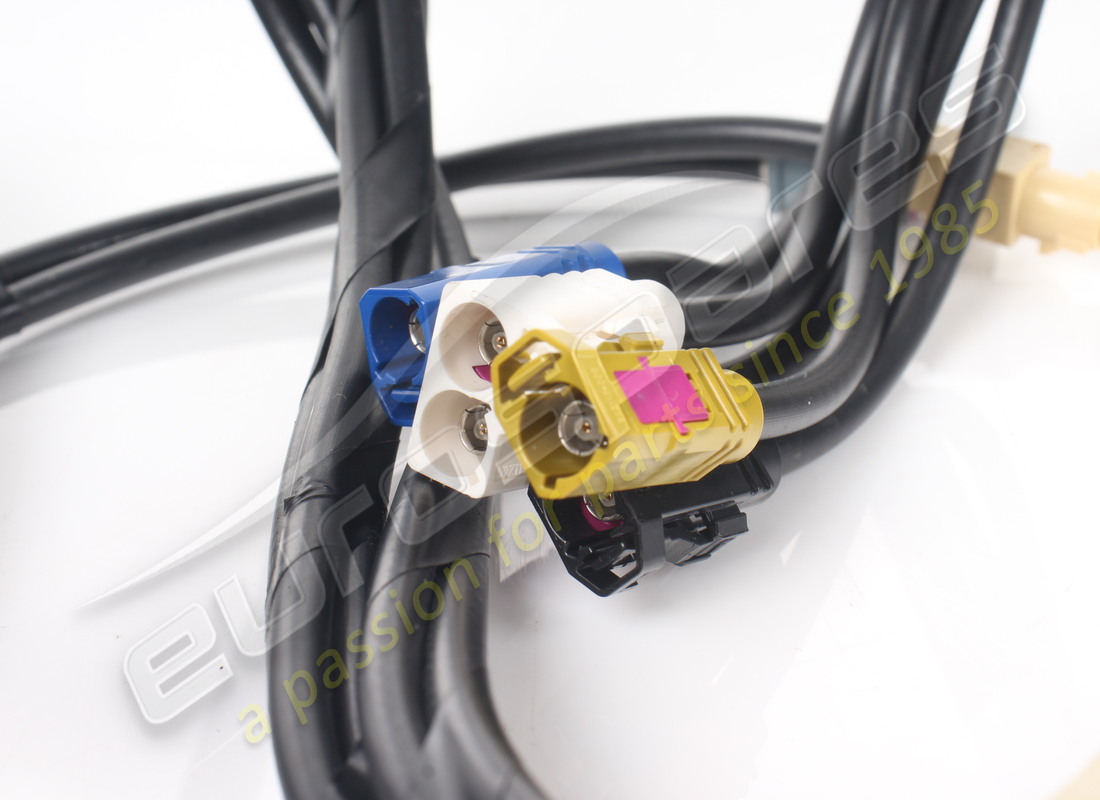 used ferrari cavo antenne plancia gdx. part number 818640 (2)