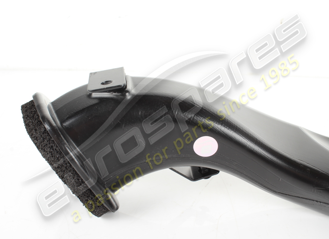 used ferrari rh lateral air conditioning vent duct. part number 88600300 (2)