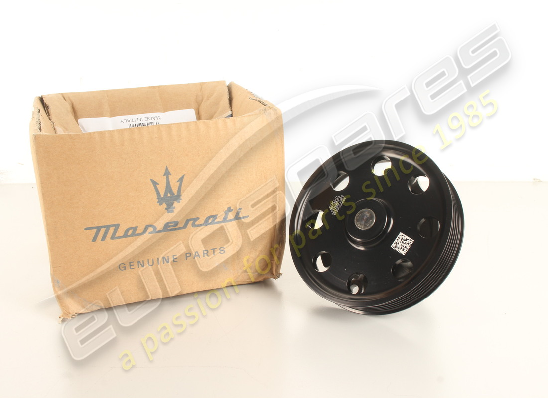 NEW MASERATI WATER PUMP. PART NUMBER 670052892 (4) new maserati water pump. part number 670052892 (4)
