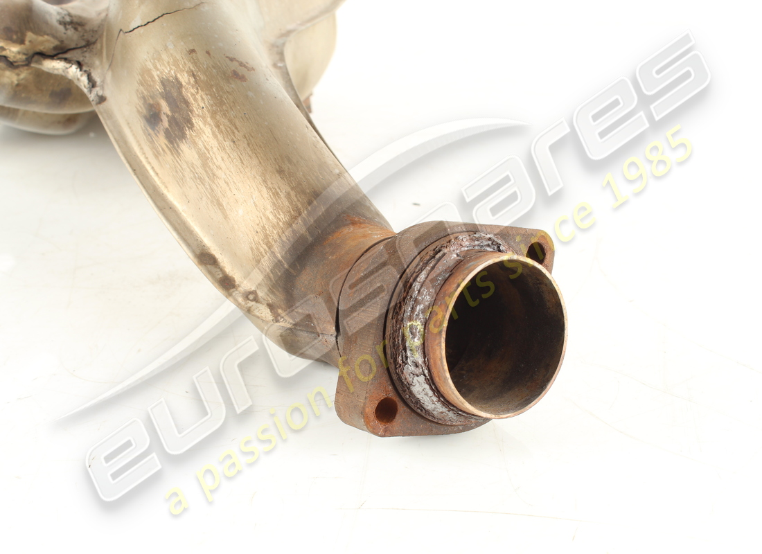 used ferrari rh exhaust manifold. part number 136275 (6)