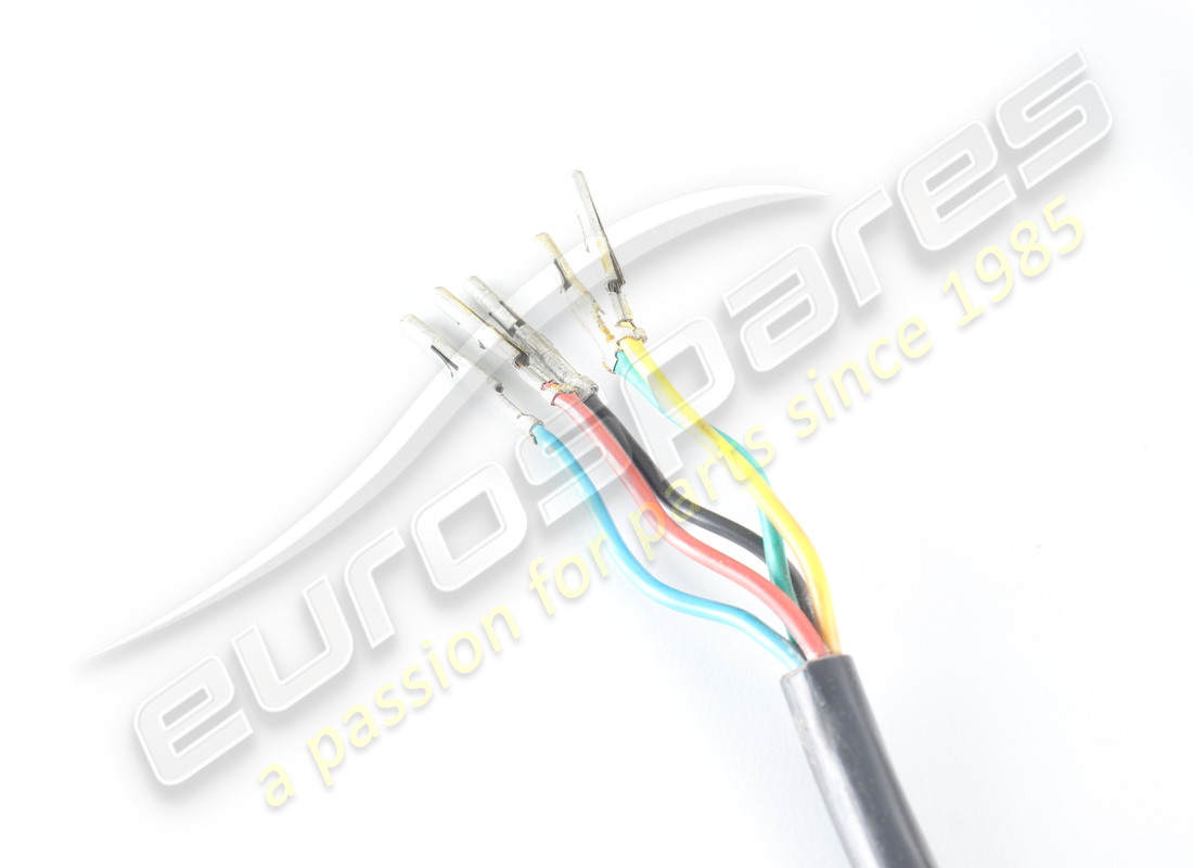 NEW FERRARI RH MIRROR IN PRIMER LHD PART NUMBER 61550100 (4) new ferrari rh mirror in primer lhd part number 61550100 (4)