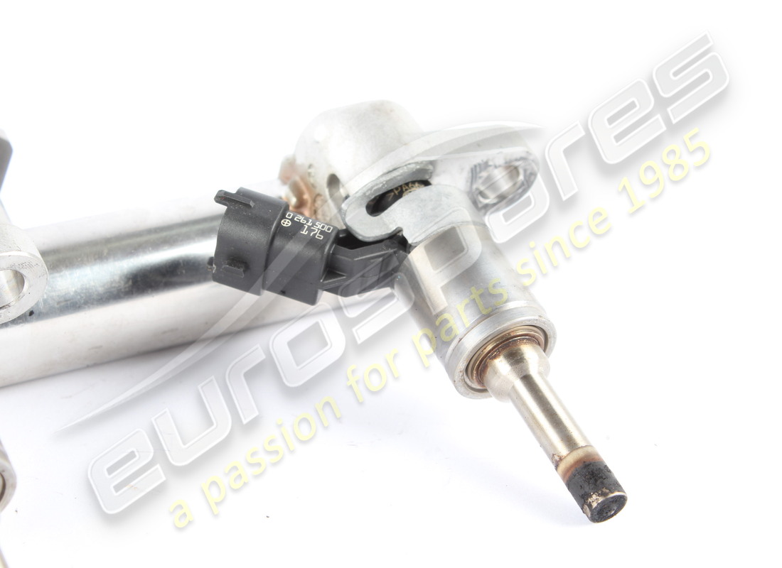 used ferrari fuel injector rail. part number 293546 (2)