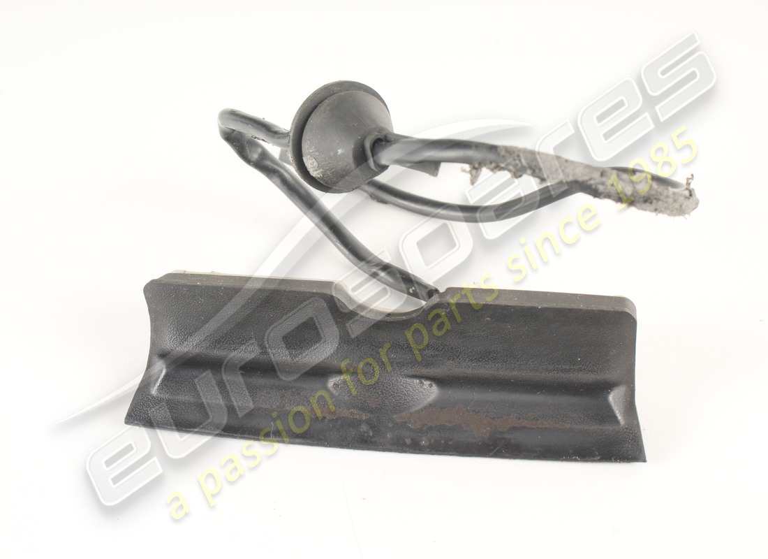 USED ASTON MARTIN SWITCH, DECK LID RELEASE. PART NUMBER 1R123710452 (1) used aston martin switch, deck lid release. part number 1r123710452 (1)