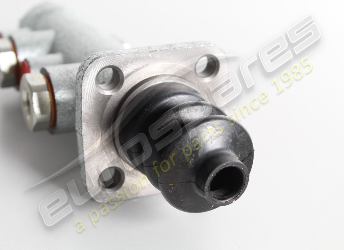 NEW EUROSPARES BRAKE CYLINDER. PART NUMBER 004205397 (2) new eurospares brake cylinder. part number 004205397 (2)
