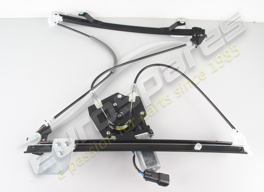 NEW Eurospares LH REAR GLASS LIFT . PART NUMBER 84934500 (1)