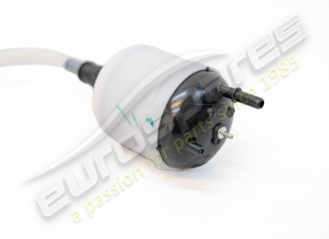 new aston martin filter assembly - rhs. part number 6g339155ab (2)