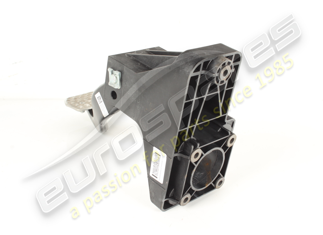 USED FERRARI COMPLETE PEDAL BOARD. PART NUMBER 800483 (2) used ferrari complete pedal board. part number 800483 (2)