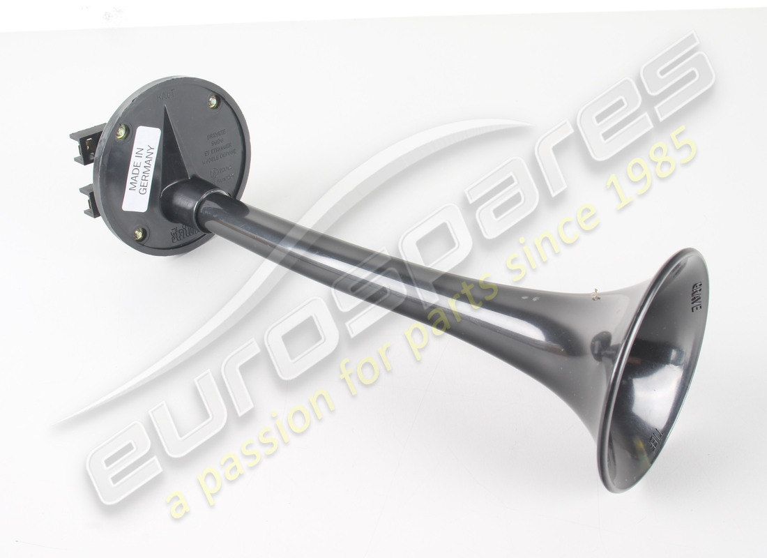 new porsche fanfare horn - long - low-pitched. part number 91163510221 (1)