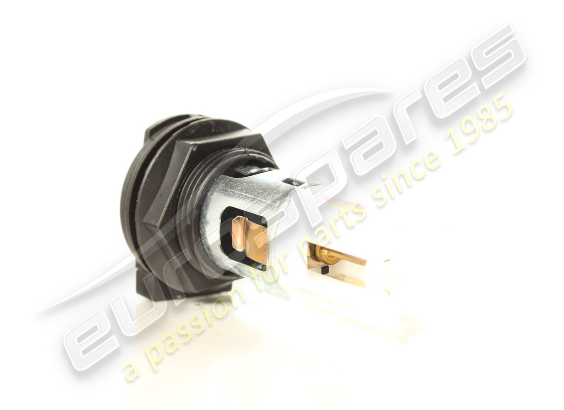 USED LAMBORGHINI PLUG SOCKET. PART NUMBER 8E0919309 (2) used lamborghini plug socket. part number 8e0919309 (2)