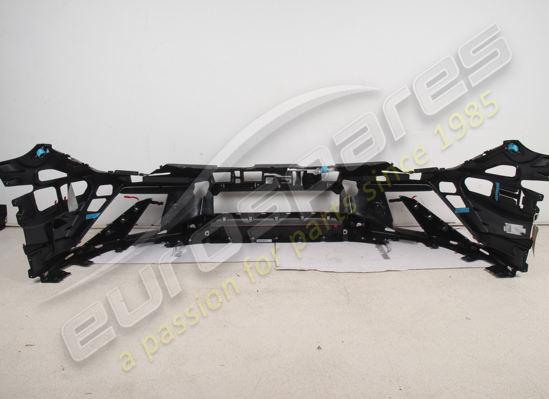 NEW LAMBORGHINI BUMPER. PART NUMBER 4T0807103AEGRU (6) new lamborghini bumper. part number 4t0807103aegru (6)