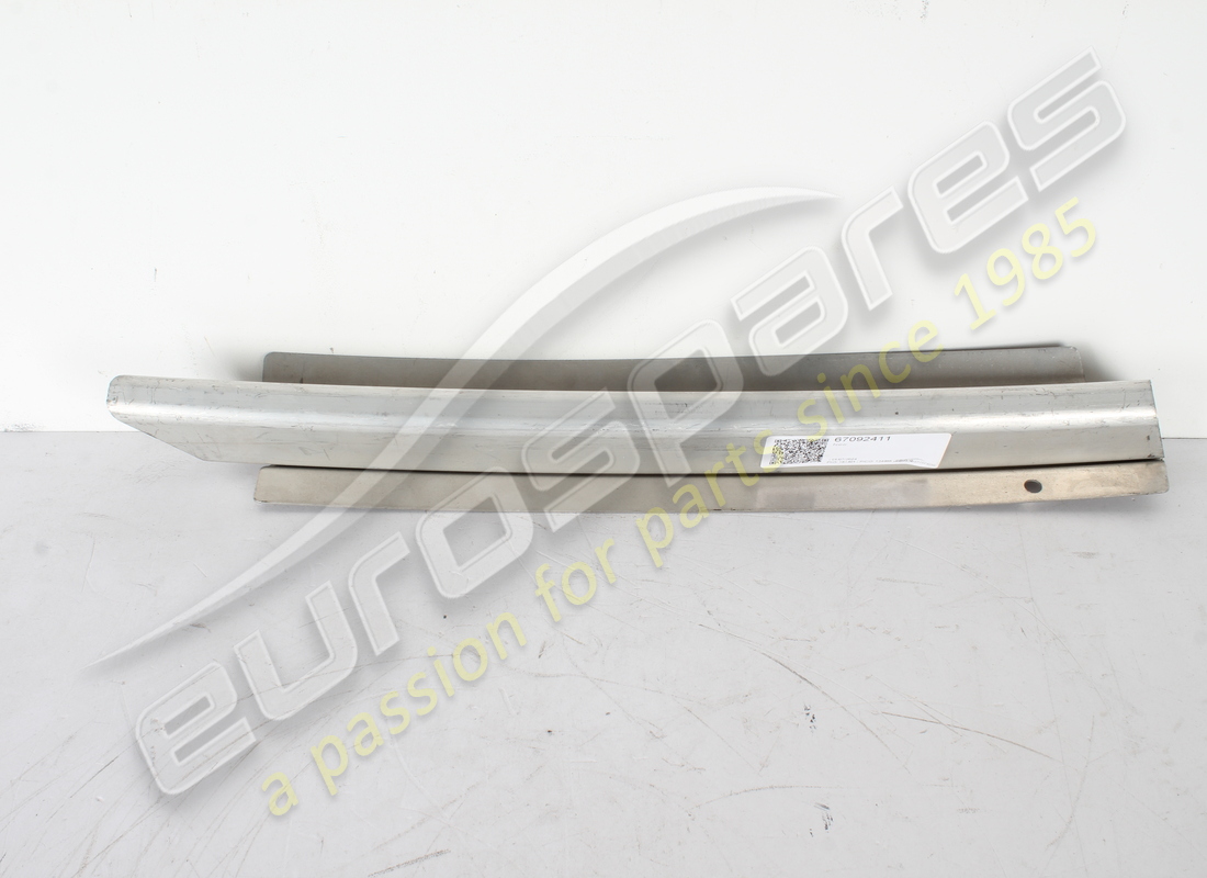 NEW FERRARI LH FRONT PILLAR. PART NUMBER 67092411 (1) new ferrari lh front pillar. part number 67092411 (1)
