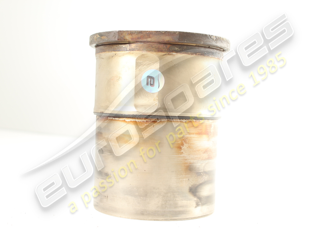 USED FERRARI CYLINDER LINER. PART NUMBER 136875 (2) used ferrari cylinder liner. part number 136875 (2)