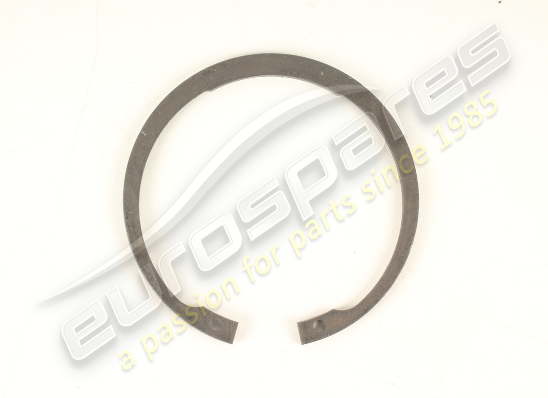 new aston martin circlip. part number 704572 (1)