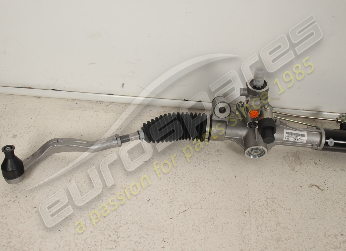 new maserati steering rack. part number 673010888 (2)