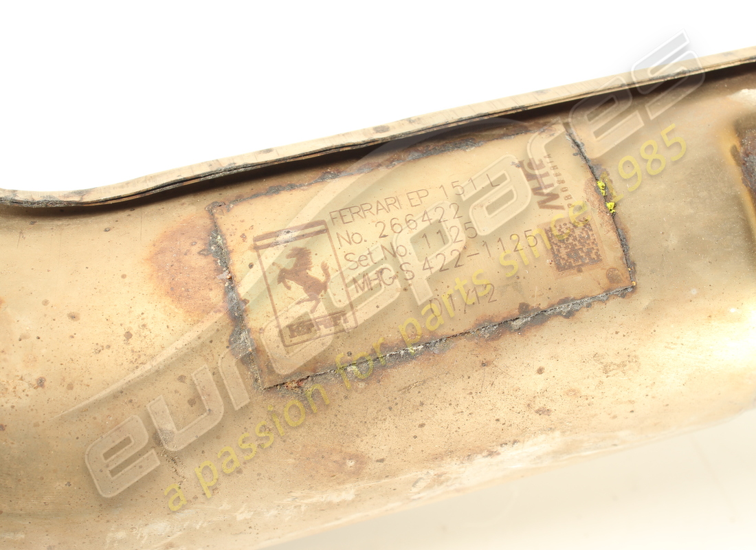 used ferrari lh rear extension. part number 266422 (4)