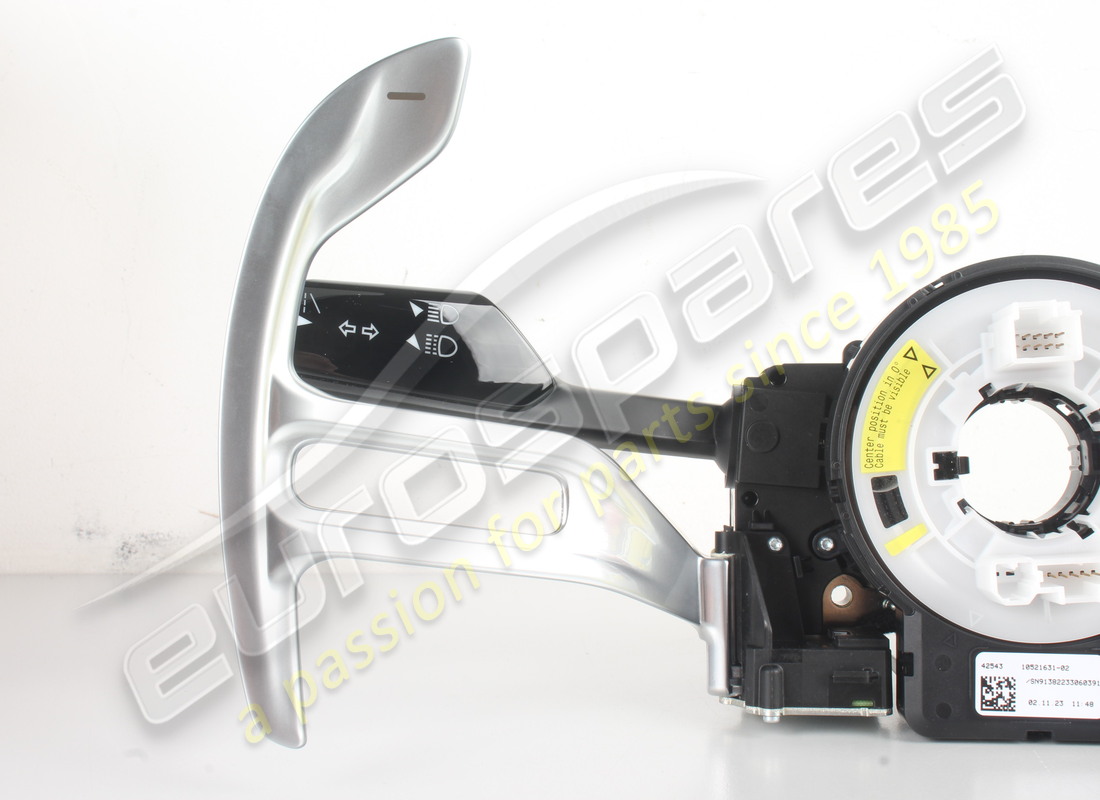 NEW MASERATI SWITCH GUIDE. PART NUMBER 670264698 (2) new maserati switch guide. part number 670264698 (2)